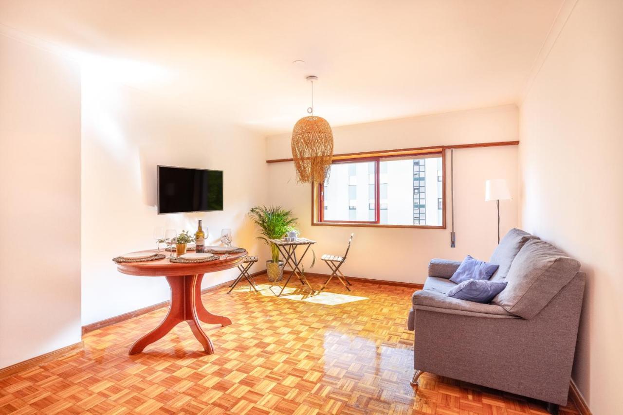 Boavista Premium With Ac, Terrace- Parking ,Supermarket And Metro T3 Apartment Porto Exterior foto